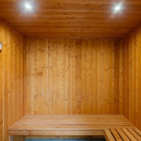 Golden Club Cabanas- House With View, Pools And Private