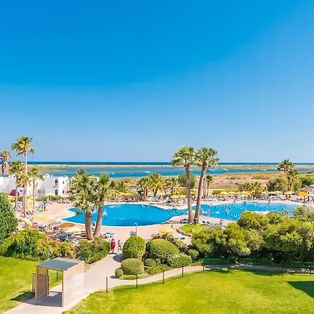 Apartmán Golden Club Cabanas- House With View, Pools And Private