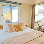 Golden Club Cabanas- House With View, Pools And Private Appartement *