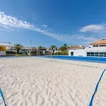 Golden Club Cabanas- House With View, Pools And Private Tavira