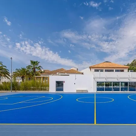 Golden Club Cabanas- House With View, Pools And Private Tavira
