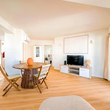 Golden Club Cabanas- House With View, Pools And Private Tavira
